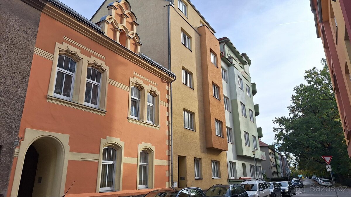 Prodej činžovního domu, Bulharská ul, Pardubice