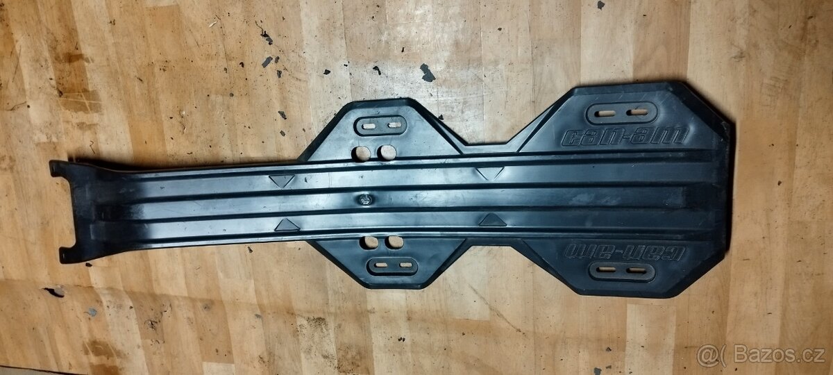 Can-Am Outlander Max G2 spodní kryt     Nový