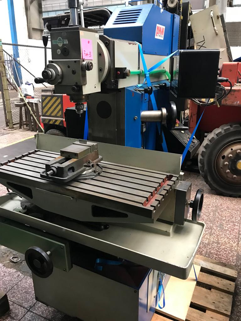 vertikální frézka Strojtos Lipník FVT 3 NC