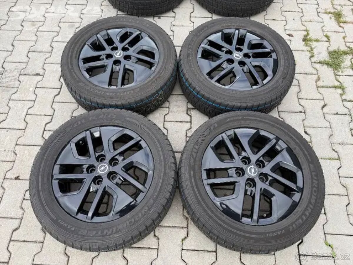 4x al kola 5x114.3 + pneu zimní 215/60 R17C