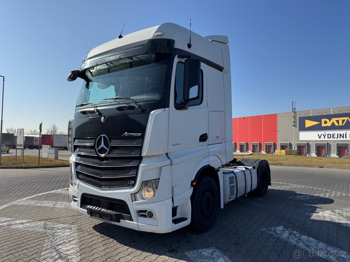 Mercedes-Benz Actros 1845 - Standat - 2015