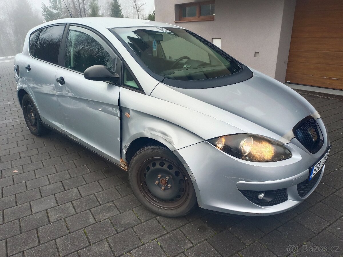 Lehce bouraný Seat Toledo 1.6 MPi