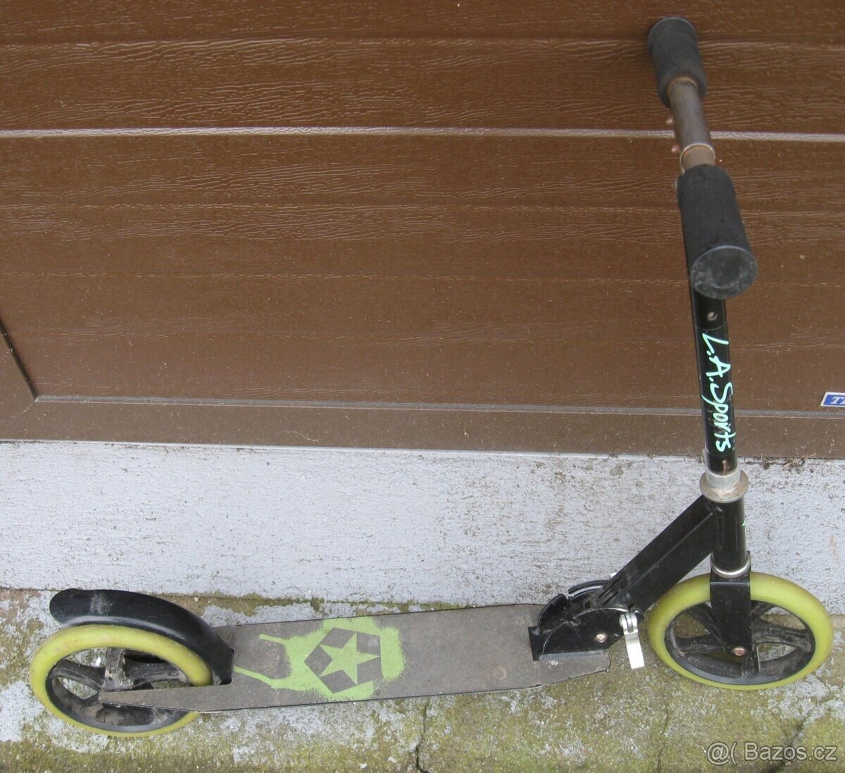 Dětská skládací koloběžka