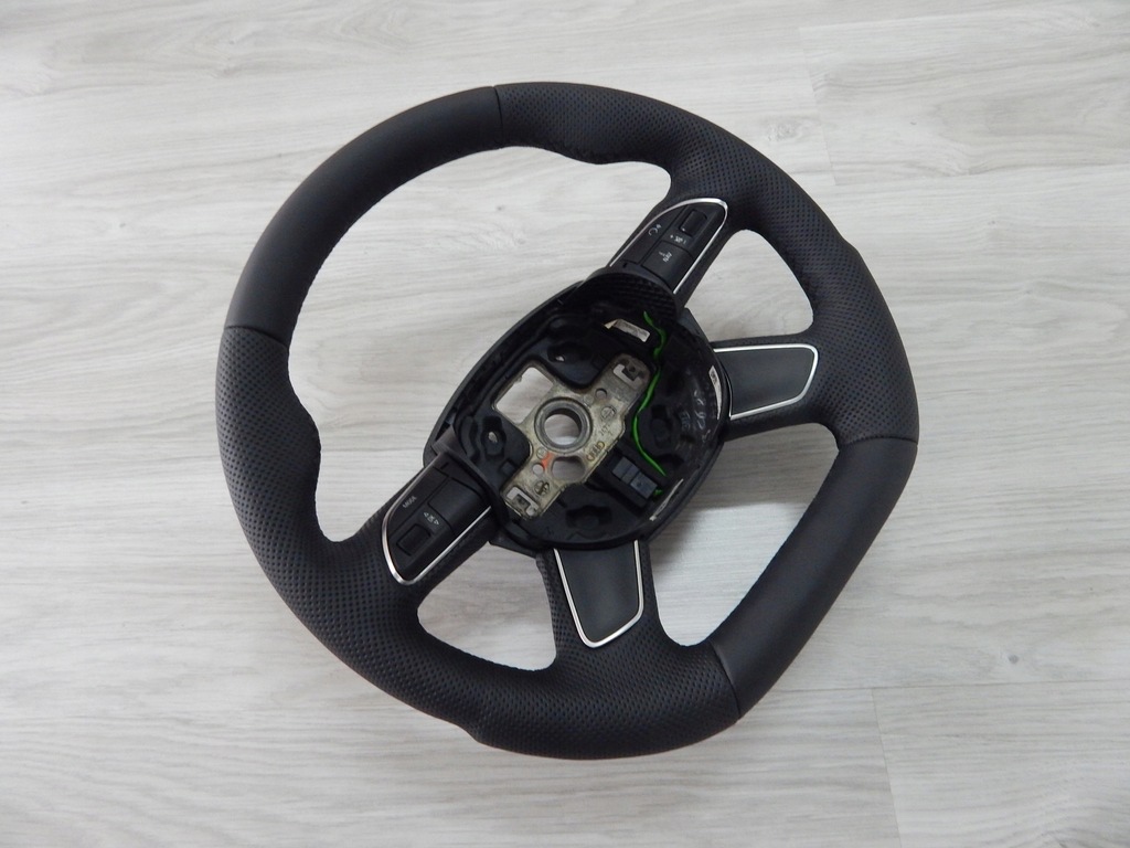 Kožený volant audi a4 b8 facelift