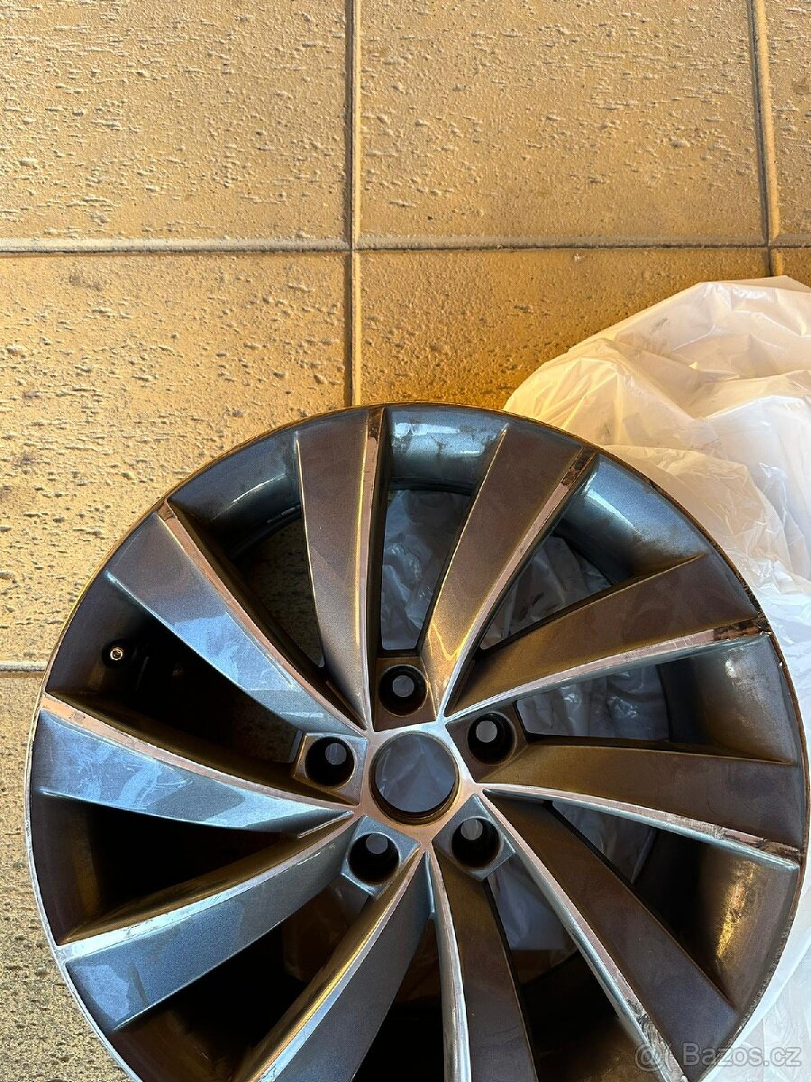 Litý disk Škoda Turbine 18"