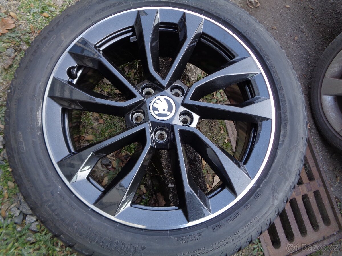 škoda karoq 4x4 r18 nová alu kola 5x112 černá