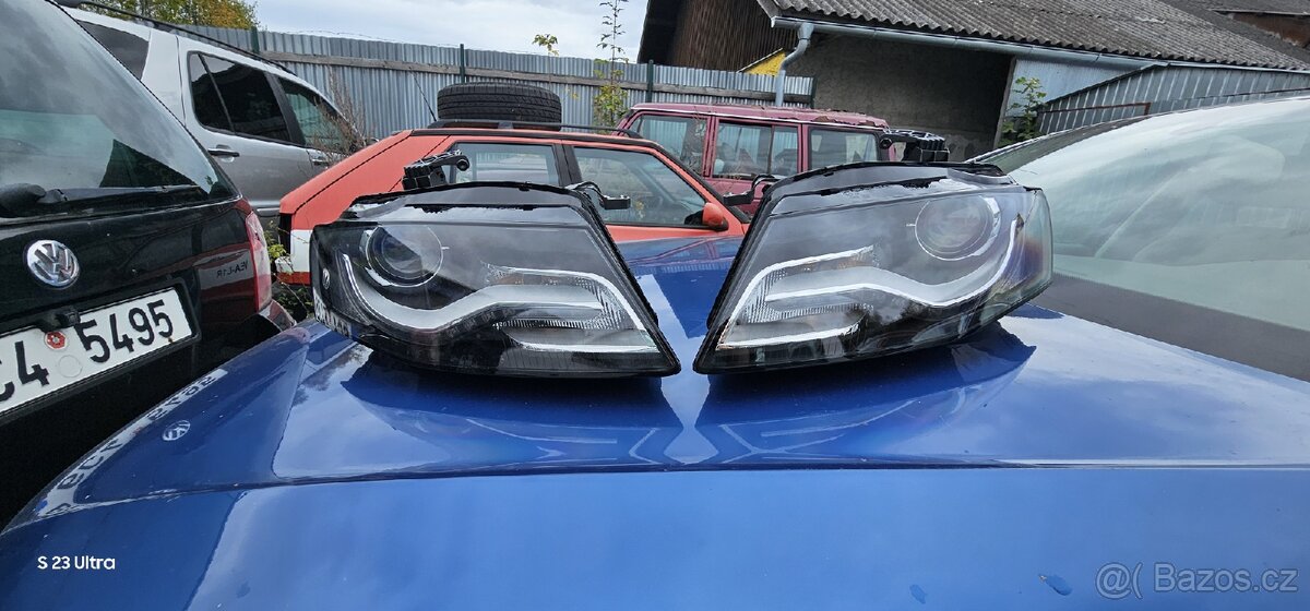 Nové přední světlomety Audi A4 b8
Xenony