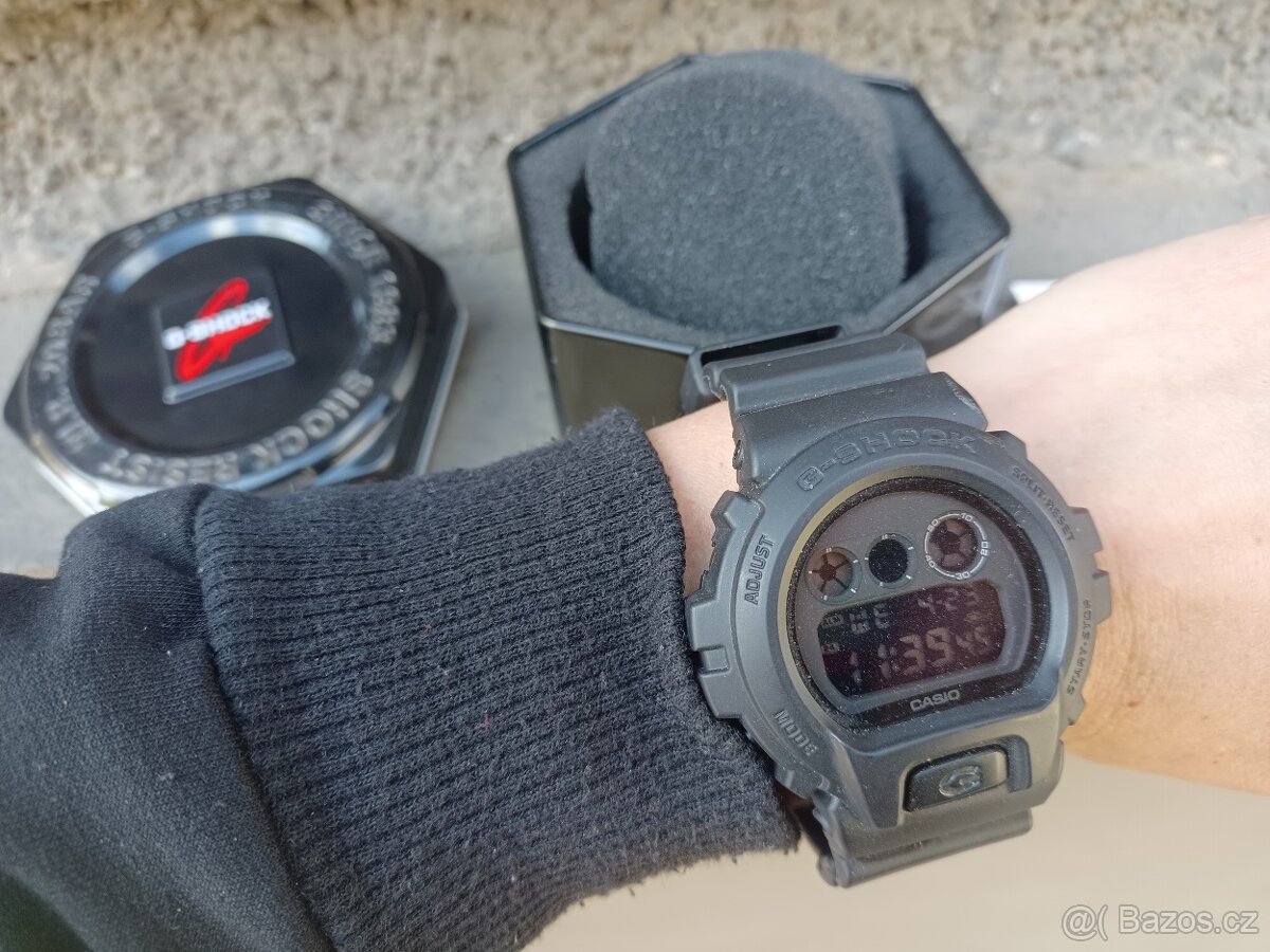 Hodinky Casio G-Shock DW 6900BB-1DR,originál krabička,štítek