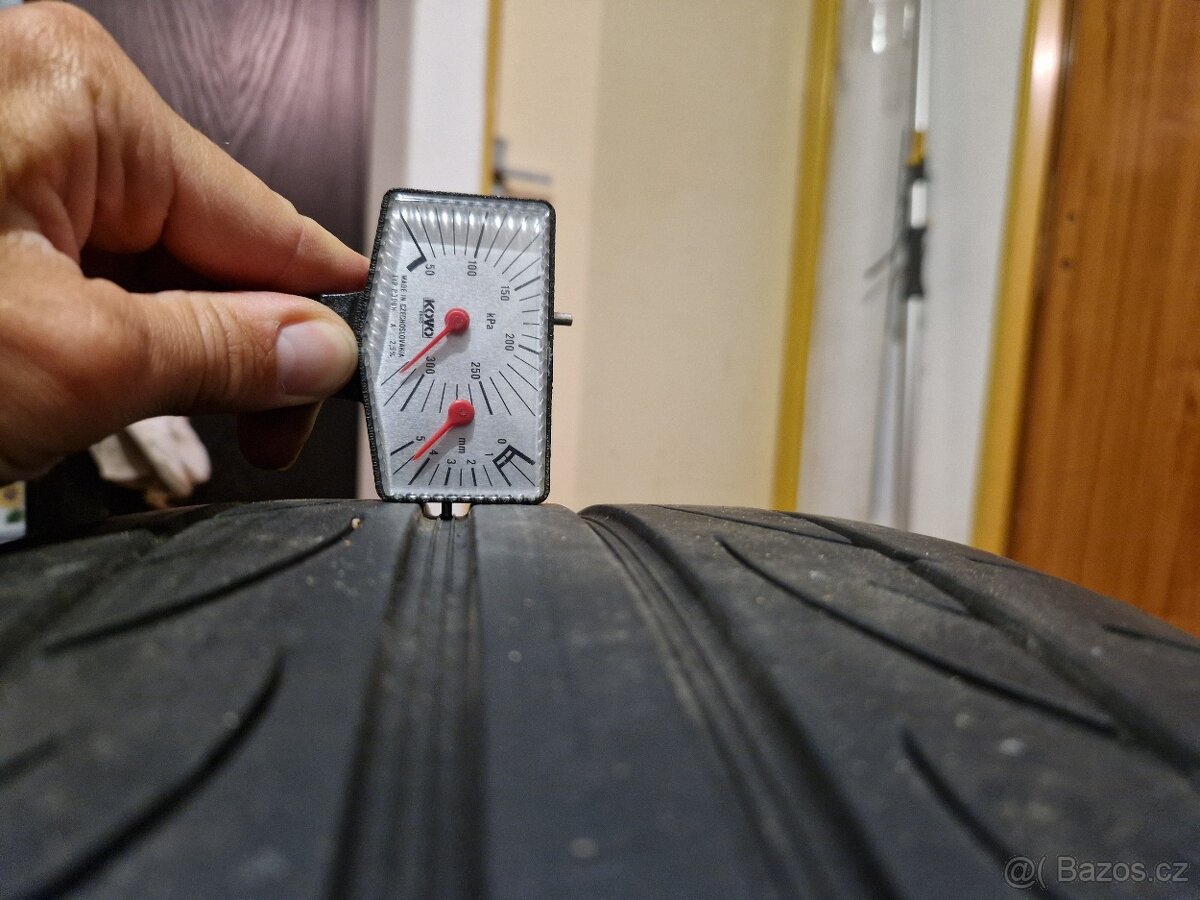 4x letní pneu 235/50 R18 Hankook
