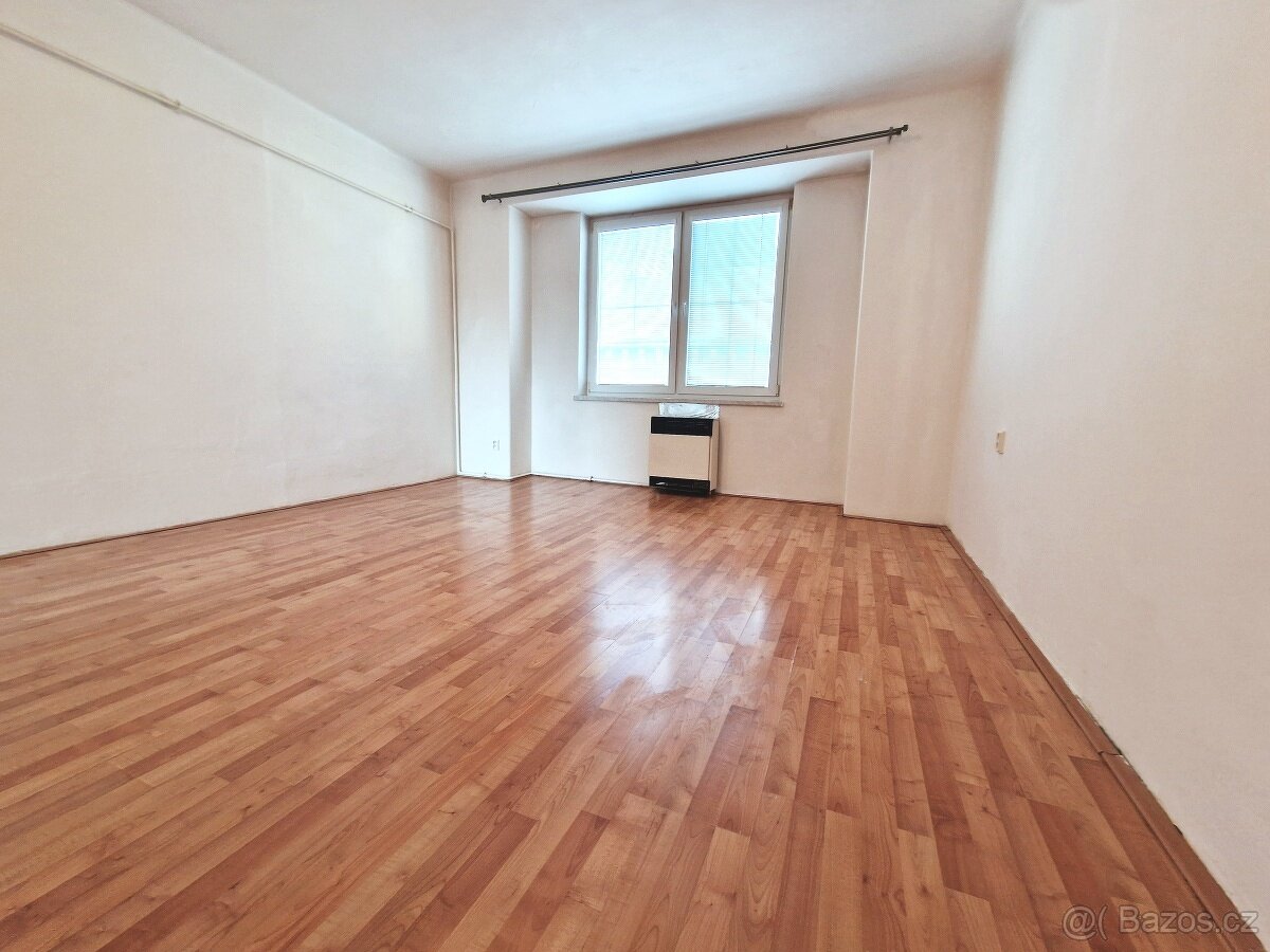 Pronájem 1+1 Ostrava Mariánské Hory, ul. Korunní