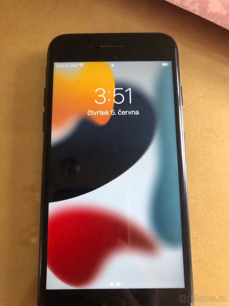 Apple iphone 7 Prodam 32 gb