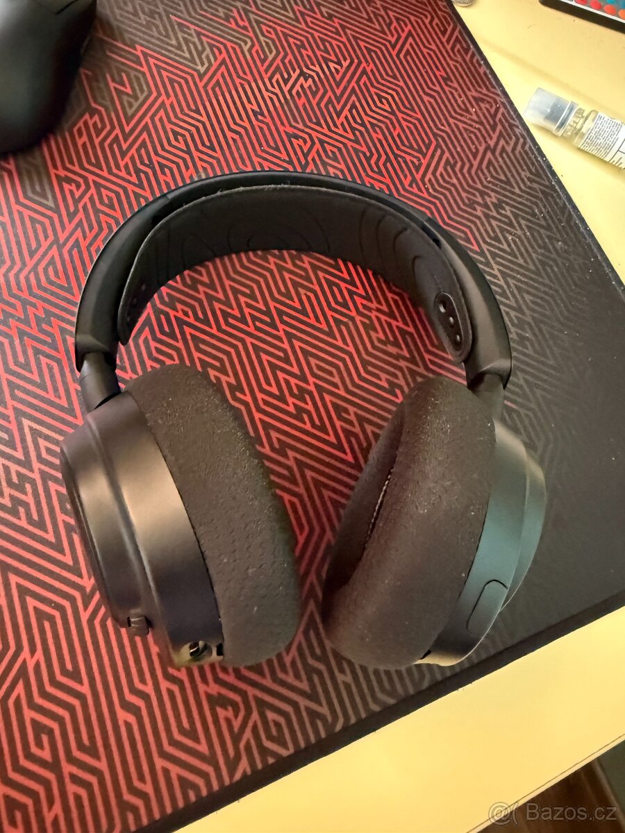 SteelSeries Arctis Nova 7