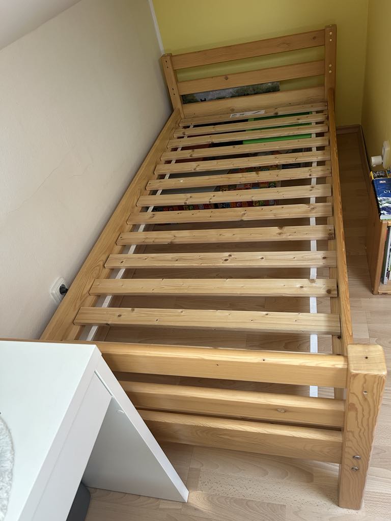 Postel jednolůžko Domestav, masiv smrk