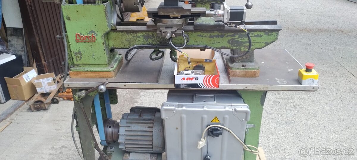 Soustruh Boley, maly CNC soustruh