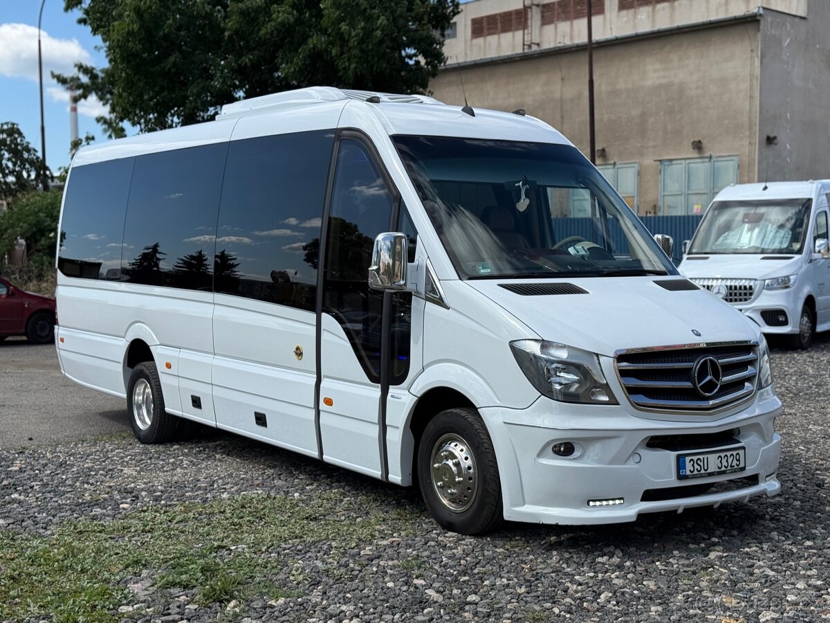 Mercedes-Benz Sprinter 519 Bluetec, 20-míst