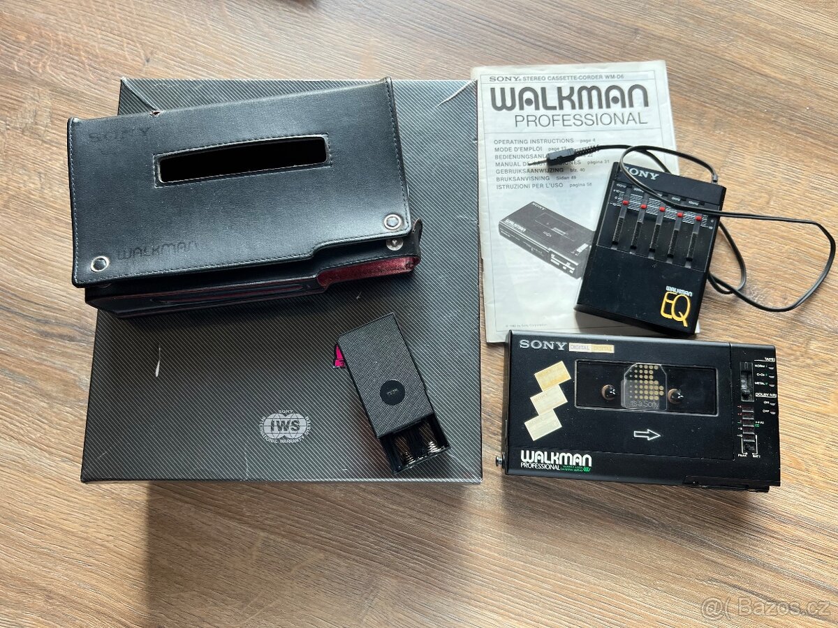 SONY WALKMAN PROFESSIONAL WM-D6