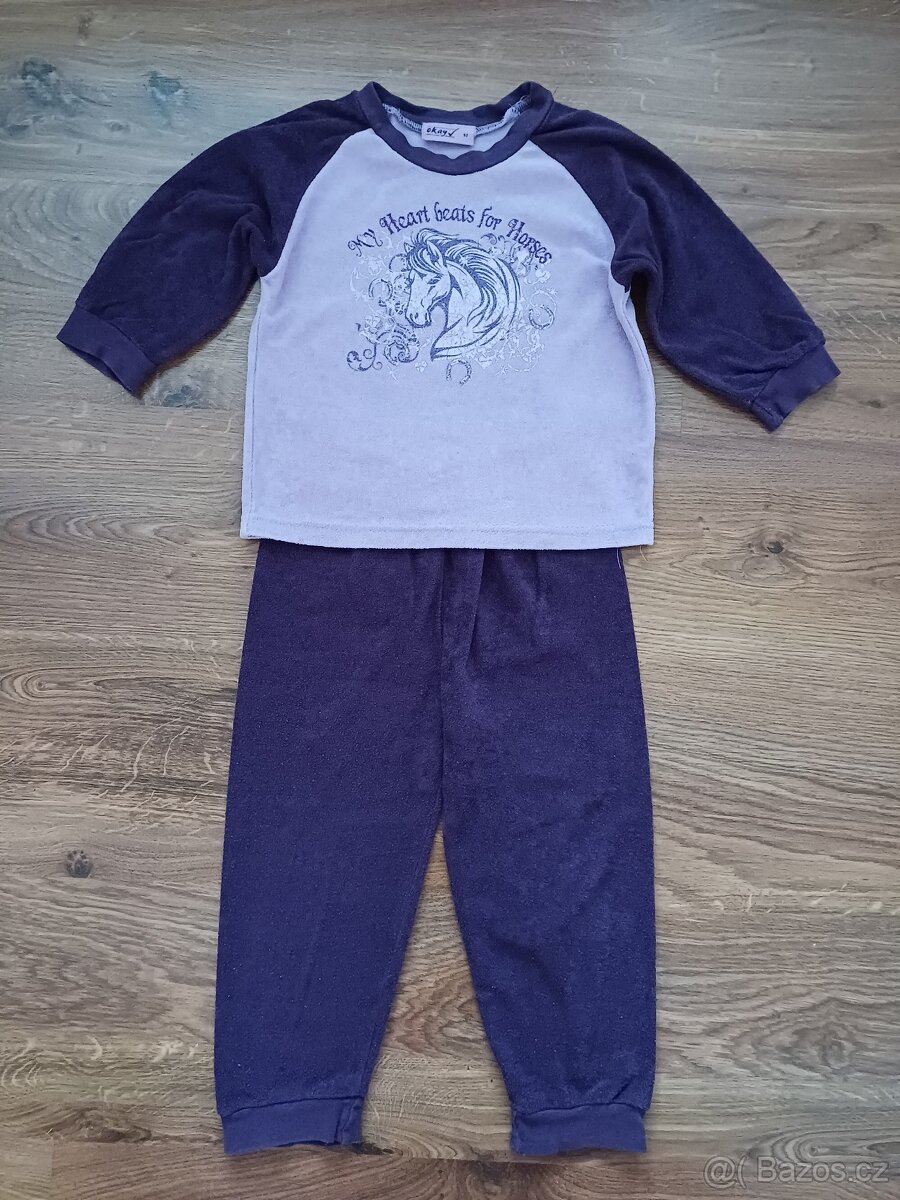 Dívčí pyžamo vel. 92/98