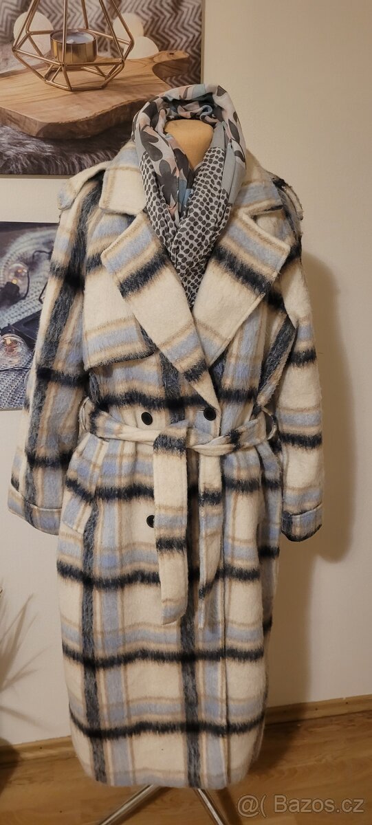 Dlouhý zimní kabát