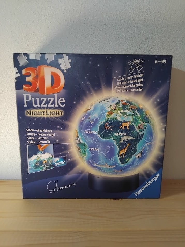 svítící 3D puzzleball globus 72 dílků Ravensburger