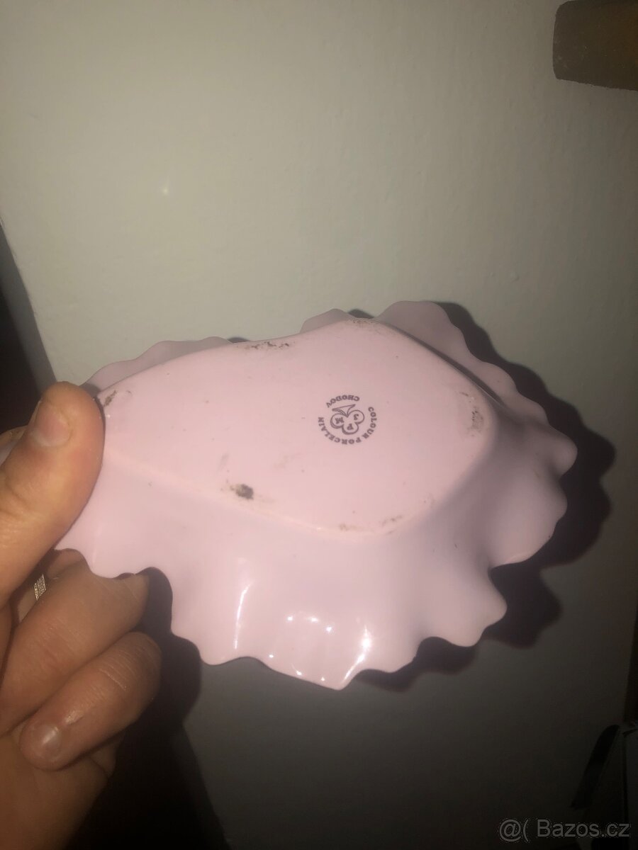 Prodam růžový porcelán