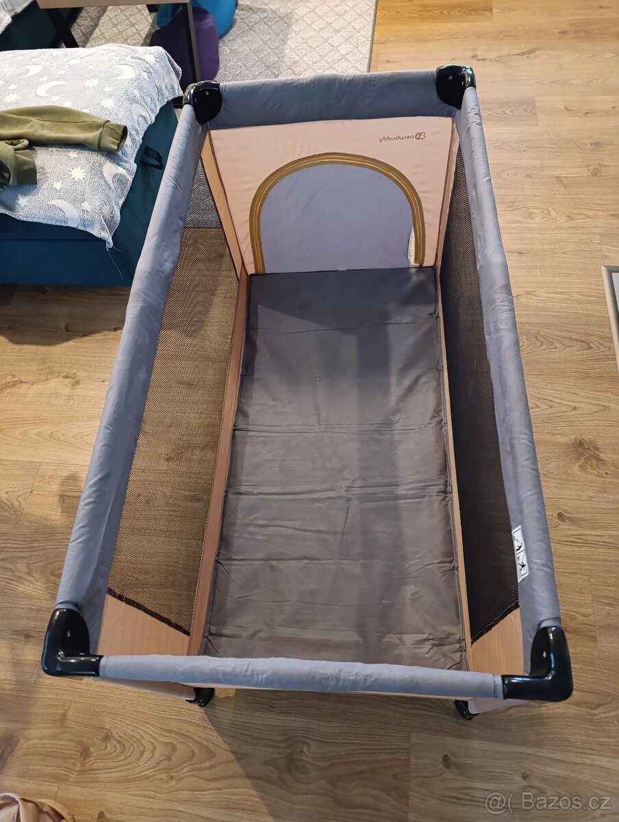 Dětská cestovní postýlka