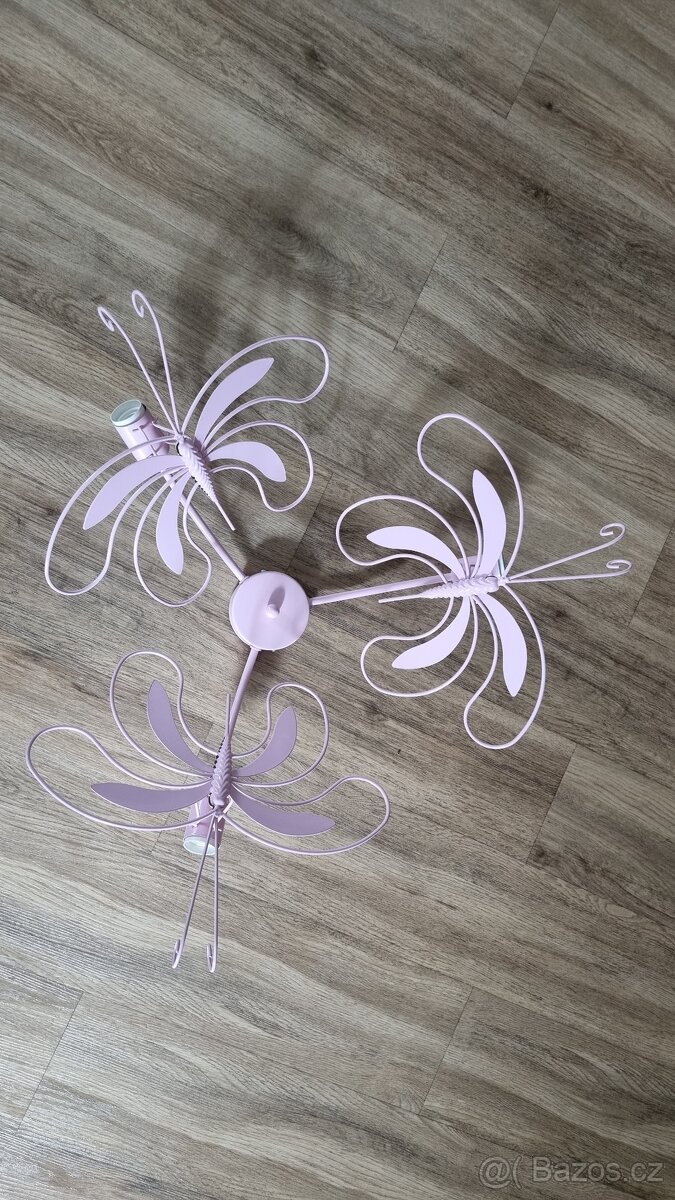 Dětský lustr motyl