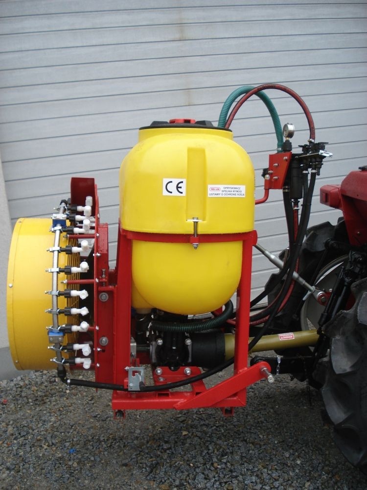 Postřikovač do vinic a sadů