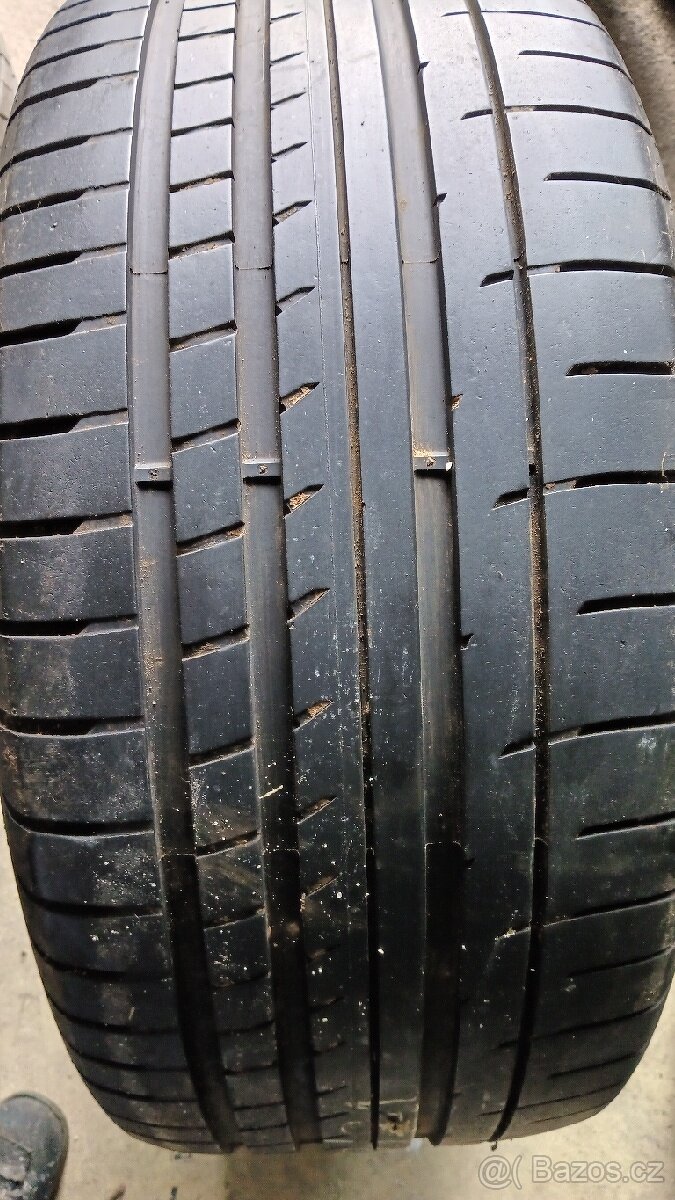 Př 2ks pneu 285/40/21 Goodyear