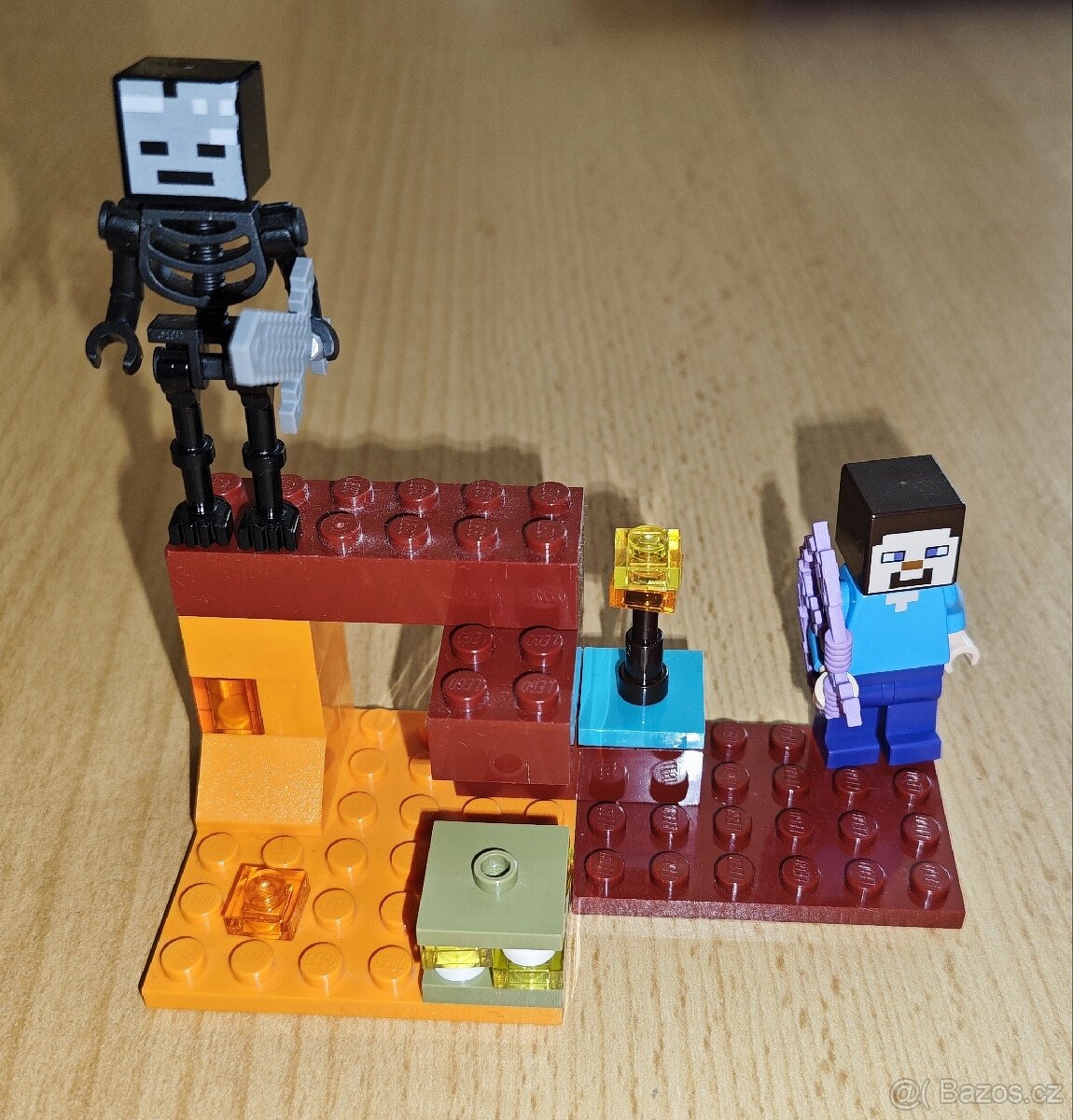 Lego Minecraft 30331 - Souboj v dole



