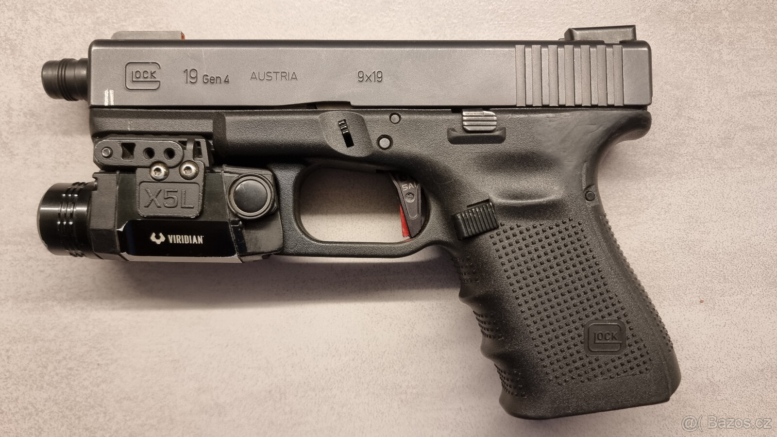 Glock 19