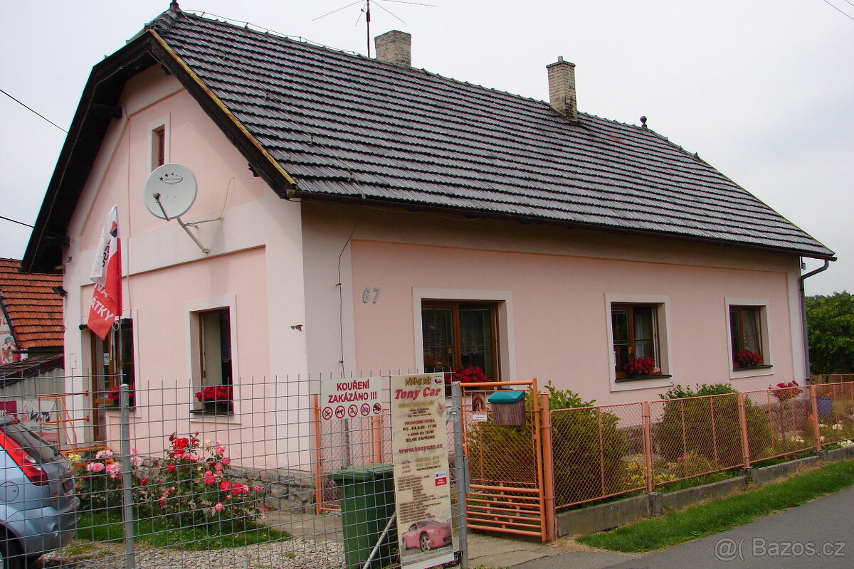 Rodinný dům 4+1 vhodný i k podnikání s pozemkem 2 146 m2