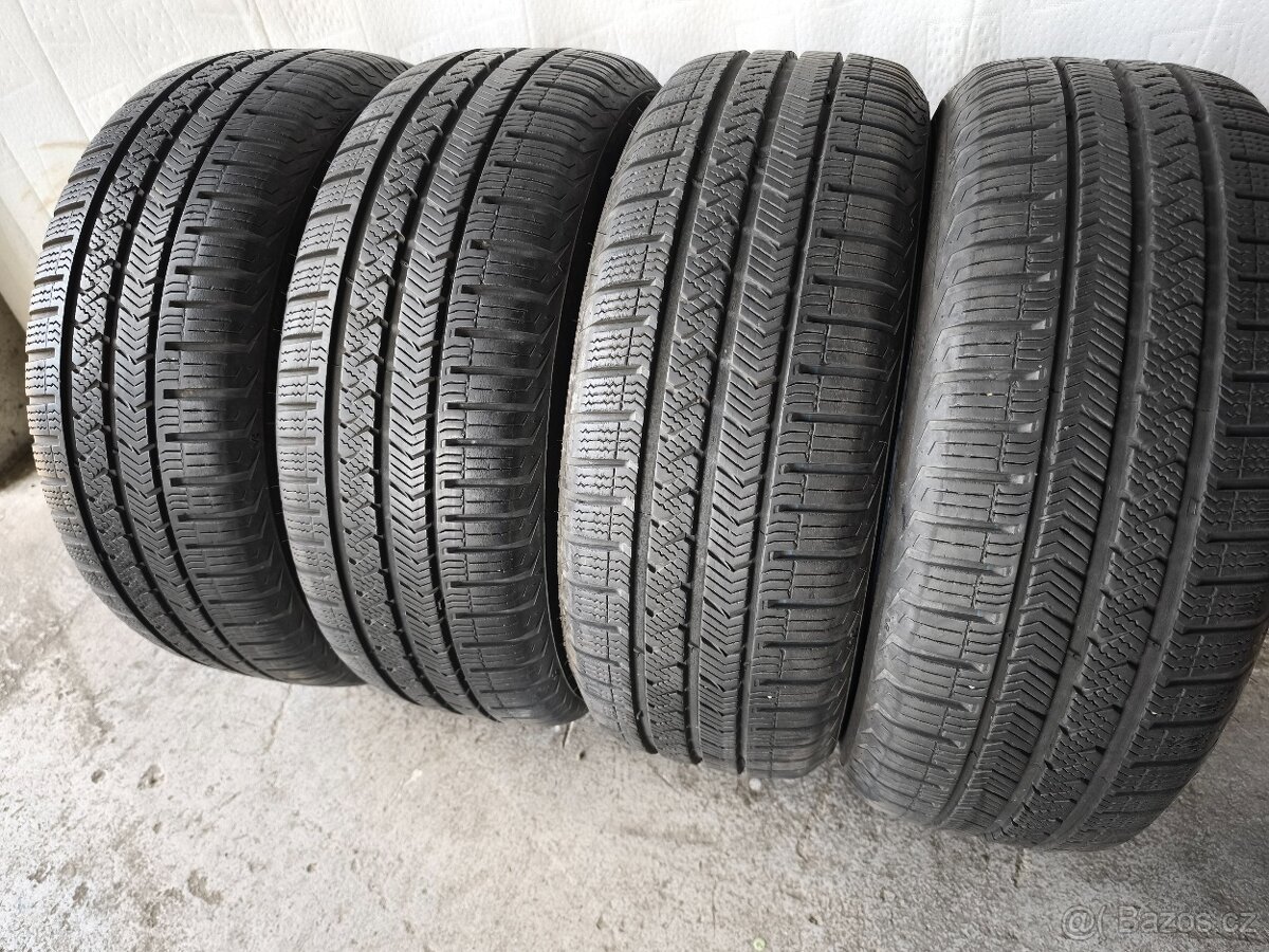 185/60 r14 celoroční pneumatiky Vredestein