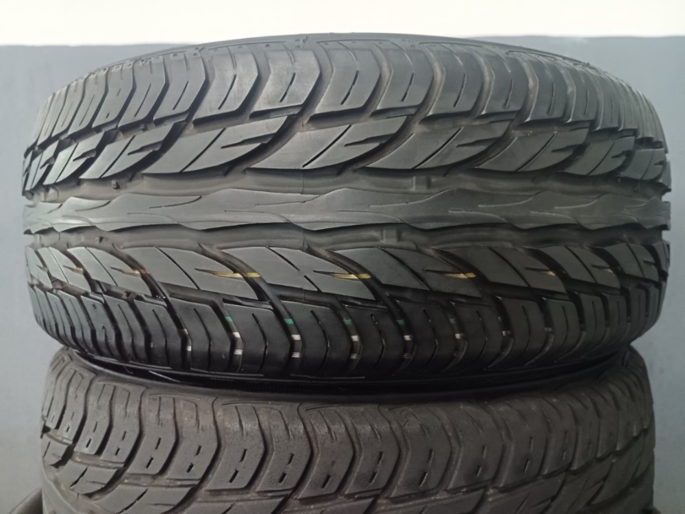 185/55 R15 UNIROYAL (5011)