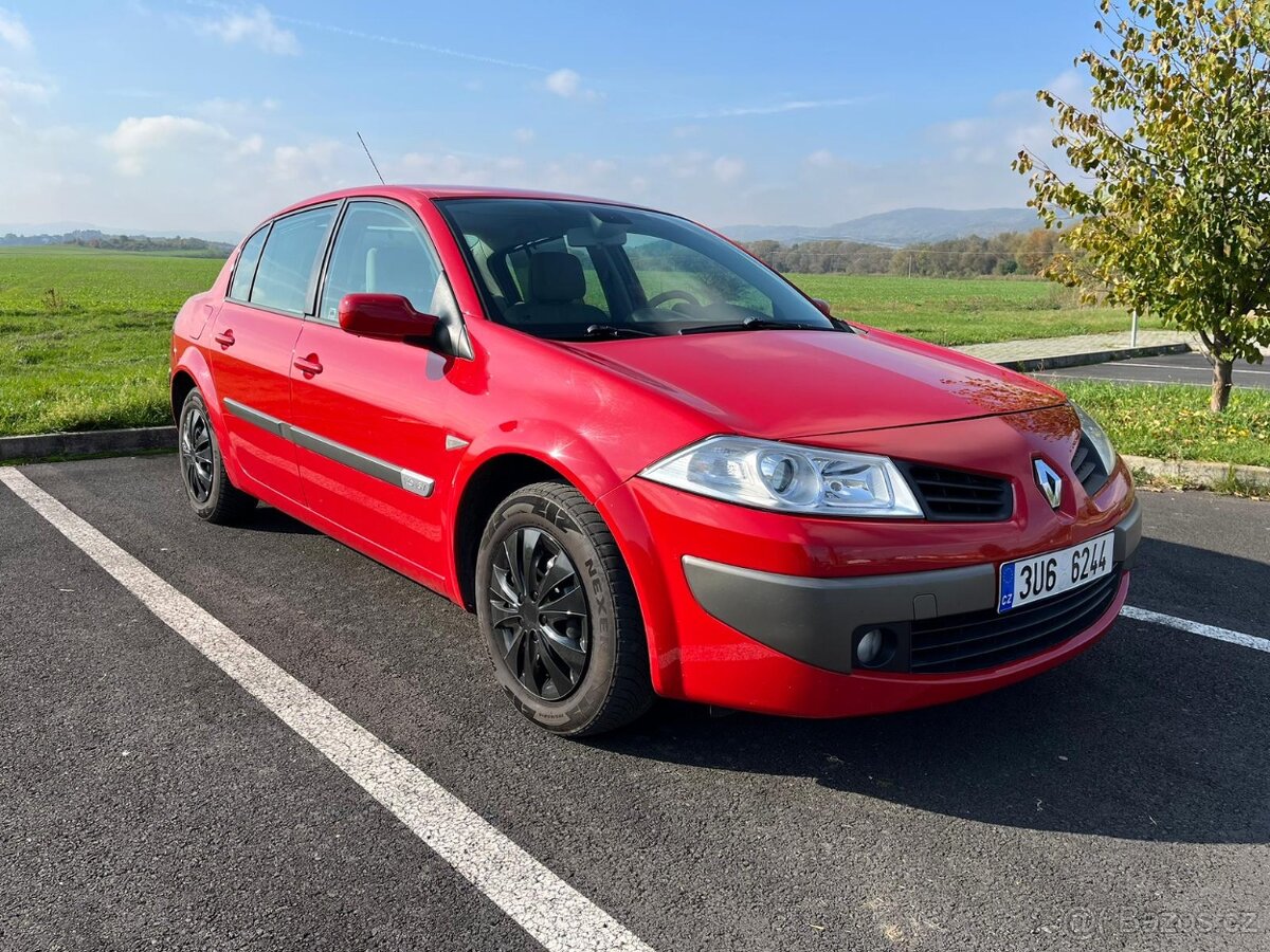 Renault Mégane II 1.6 16v sedan