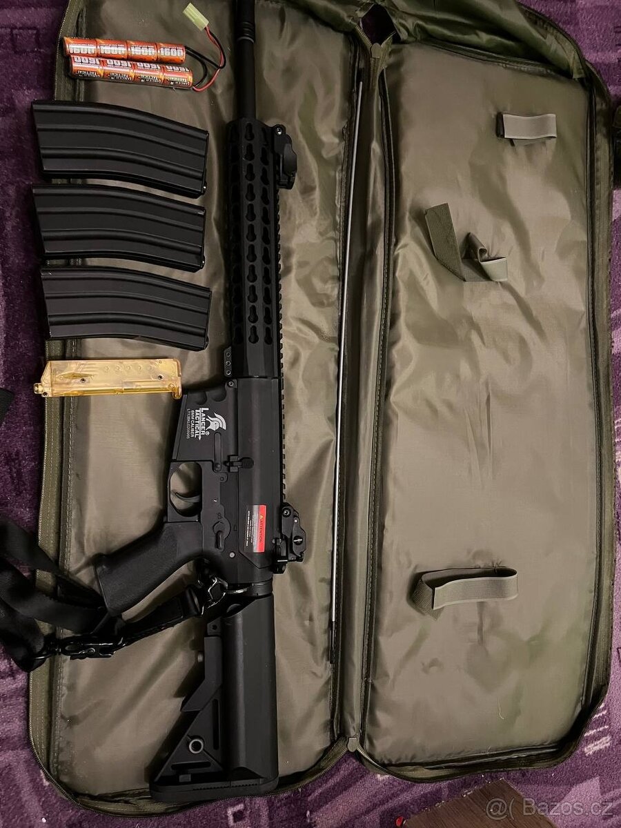 Airsoftová zbraň - M4 Lancer Tactical