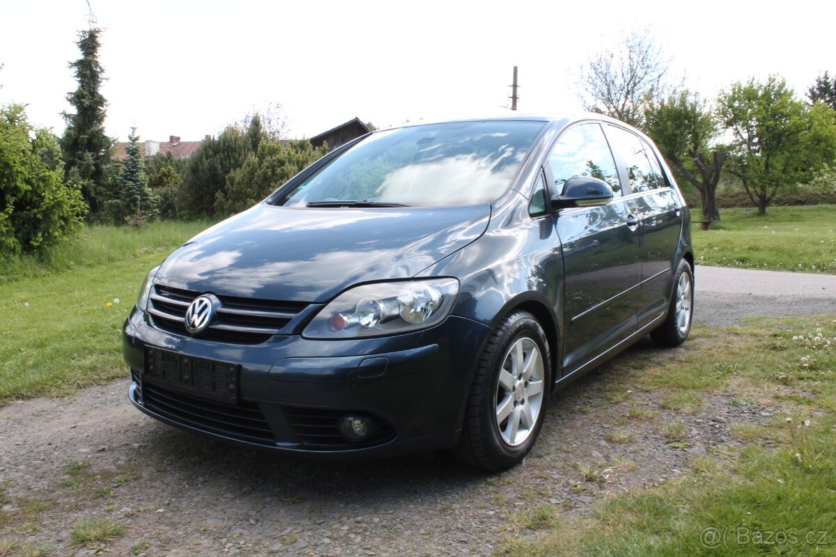 Volkswagen Golf Plus 2,0 FSi,SPORT,110kW,Servisní kniha