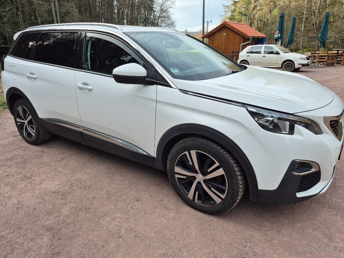 Peugeot 5008 1.6 88kw, automat, 7mist