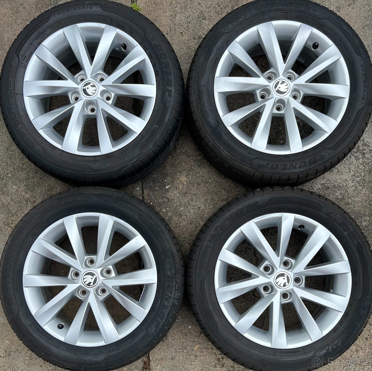 Letní kola Škoda Octavia 3 205/55 R16 Dunlop Bluresp. (0423)