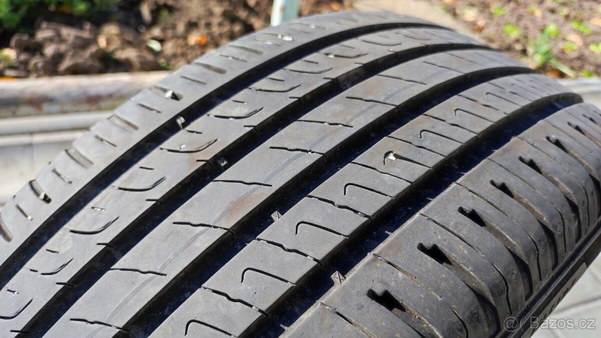 BARUM BRAVURIS 5HM 205/55 R16 91V DOT-5020