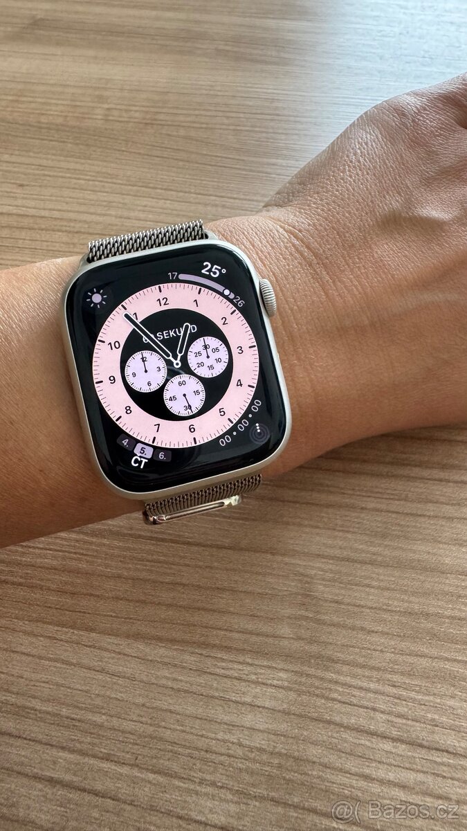 Apple Watch 9, stříbrné 45mm TOP STAV