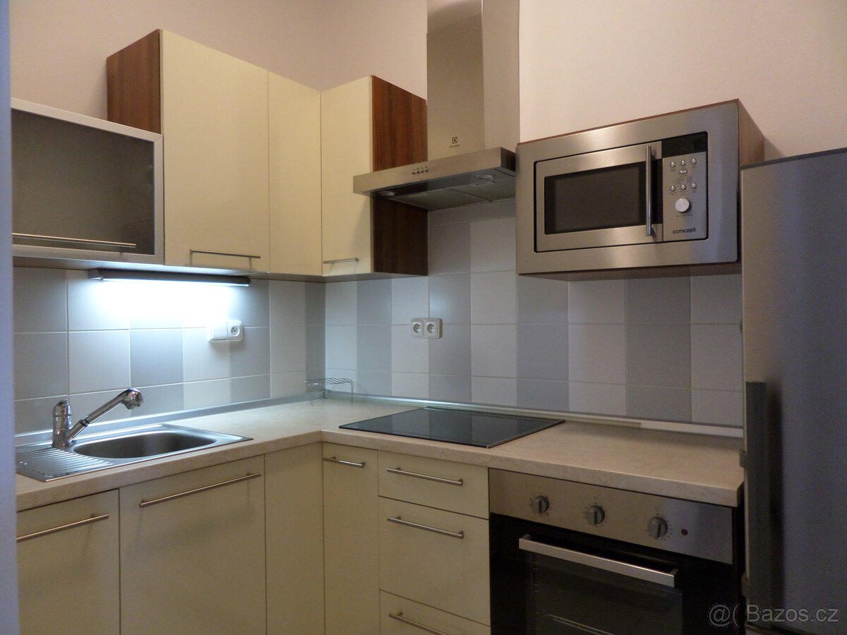 Pronájem bytu 1+kk, 34 m2, Postřelmov