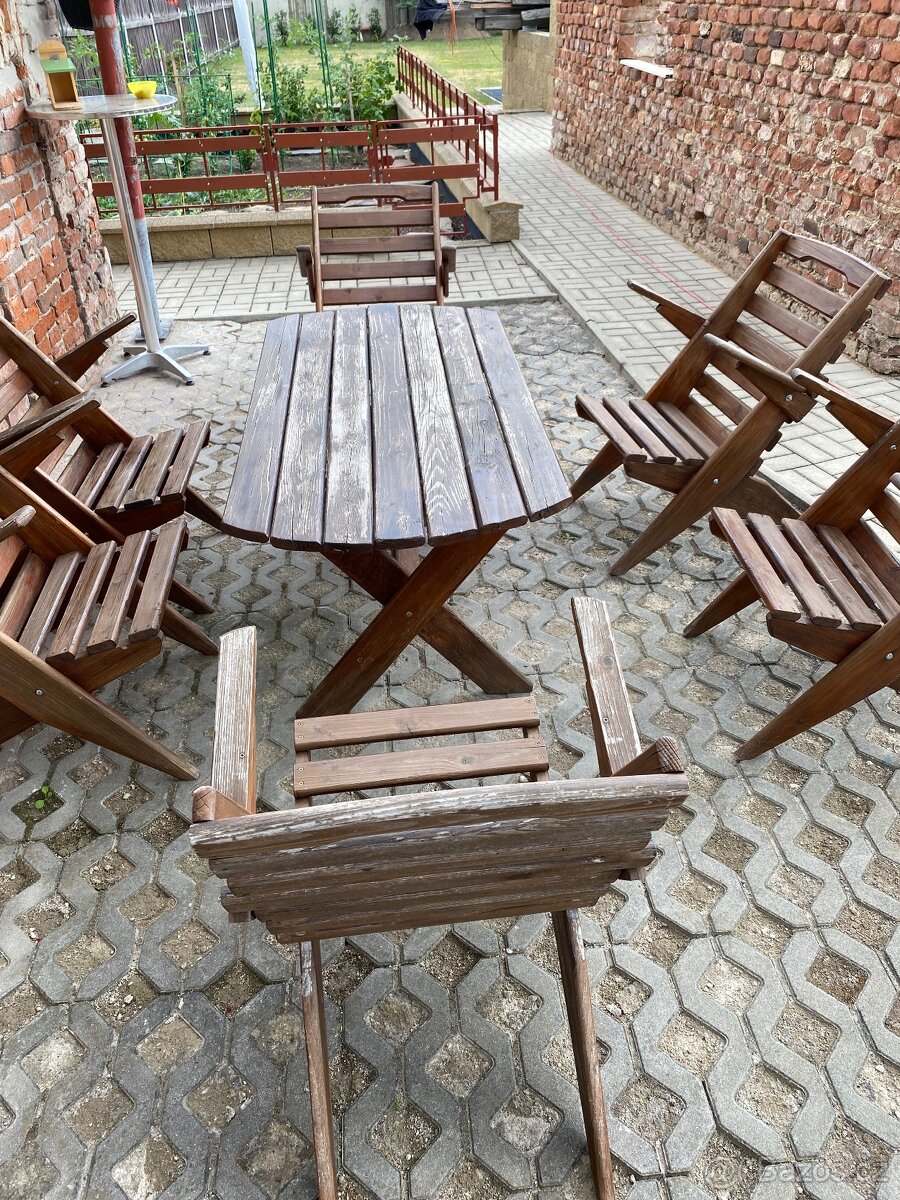 Zahradní nábytek