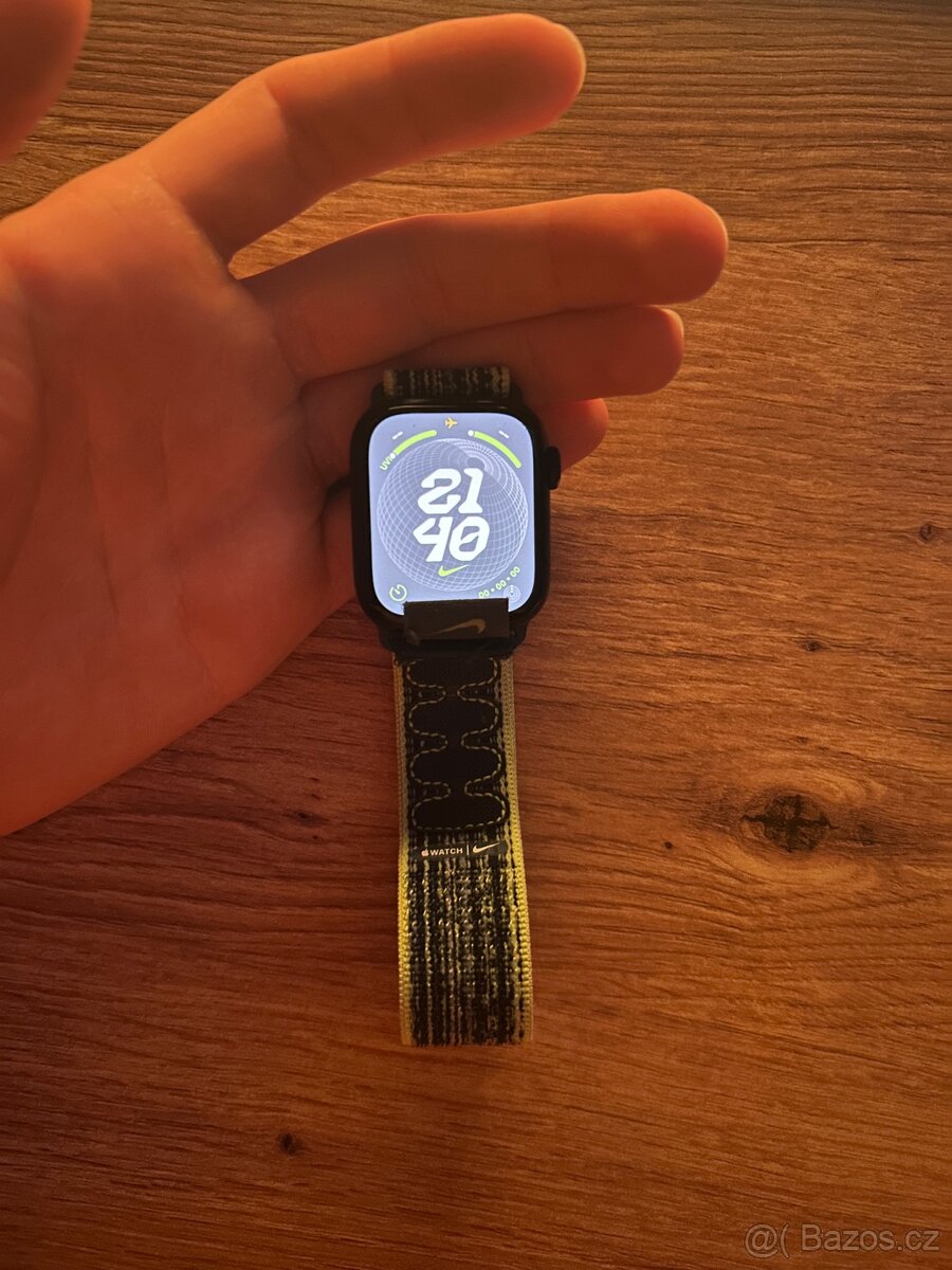 Apple Watch Series 8 41mm použité