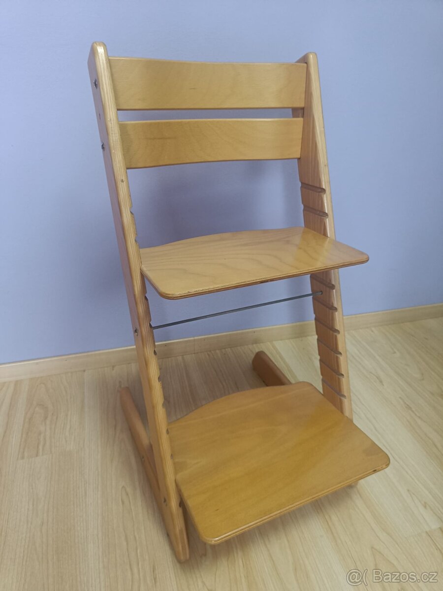 Rostoucí židle
