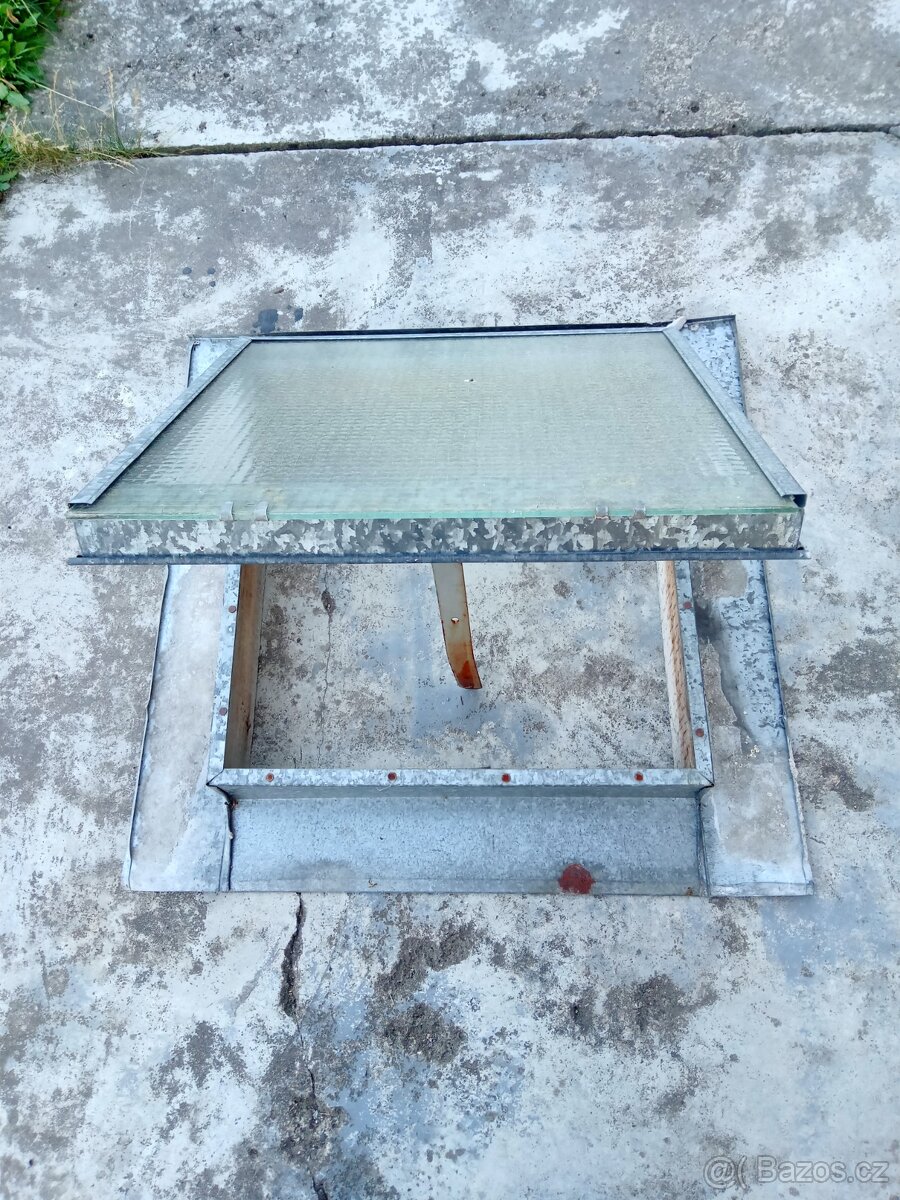 Prodám střešní okno Světlík