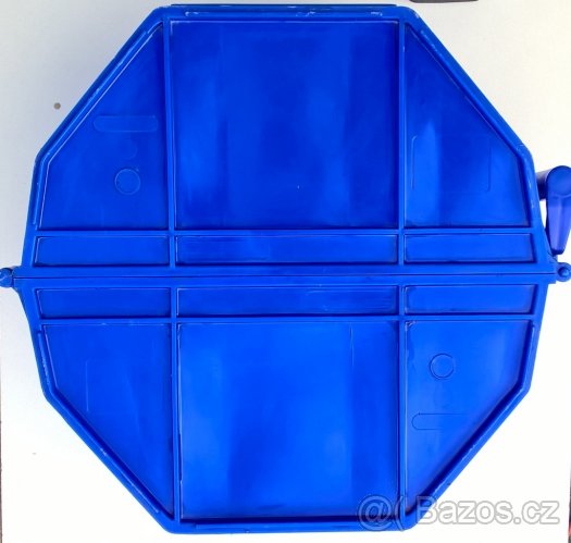 Přepravní box na 35mm filmy