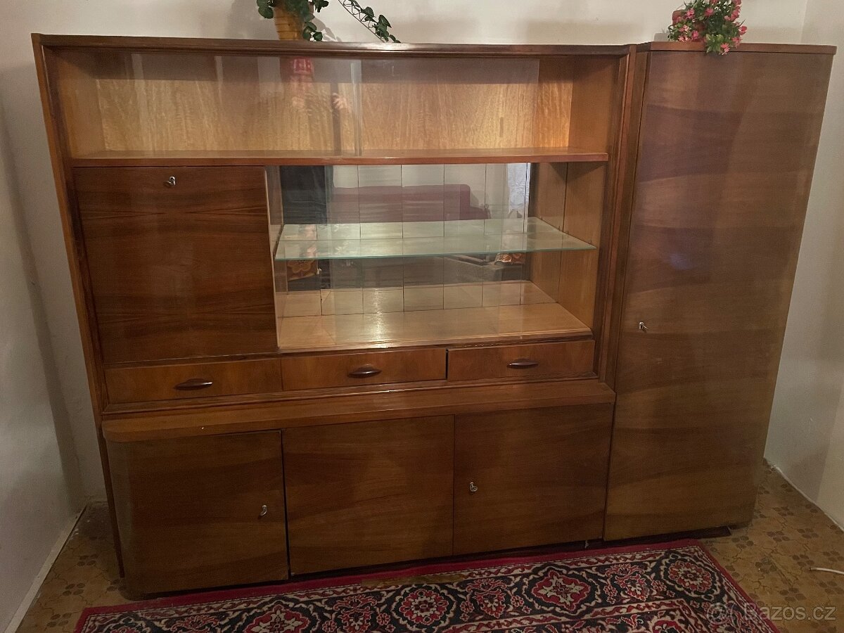 Prodám retro nábytek.