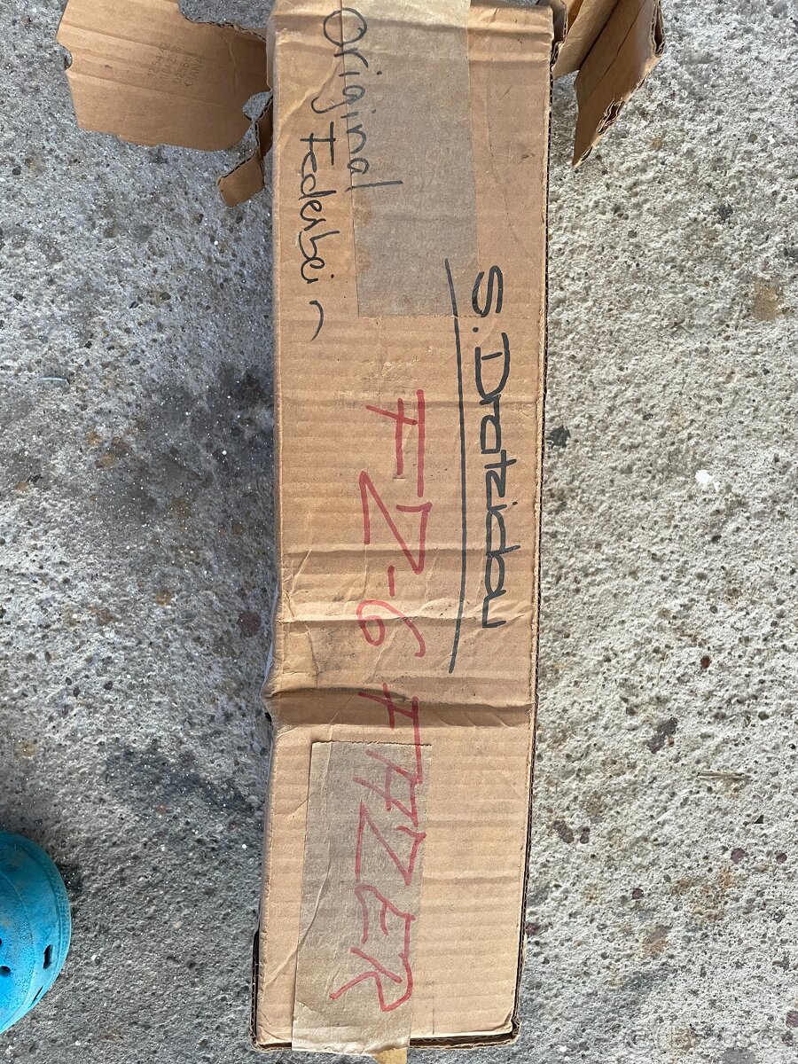 Yamaha FZ6 fazer r.v. 2007 zadní tlumič