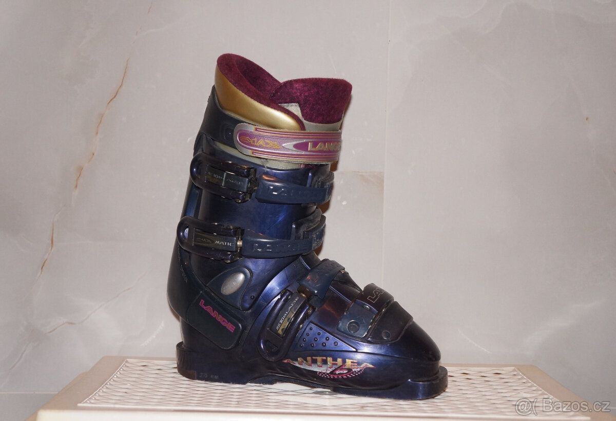 Dětské lyžáky 37 Lange vel. 23,5 (4,5UK; 37EU) bezvadný stav