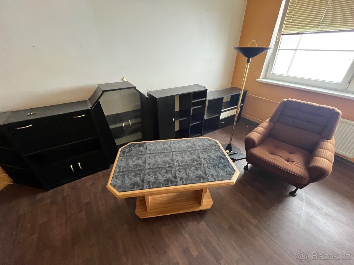 Nábytek pro nenarocnou domocnost nebo na chalupu